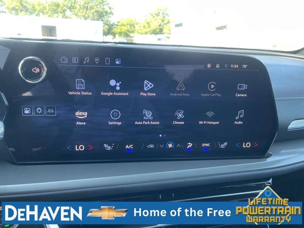 Used 2024 Chevrolet Traverse LT w/ Enhanced Driving Package FWD image 14