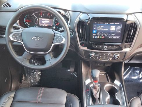 Used 2023 Chevrolet Traverse RS AWD/4WD image 29