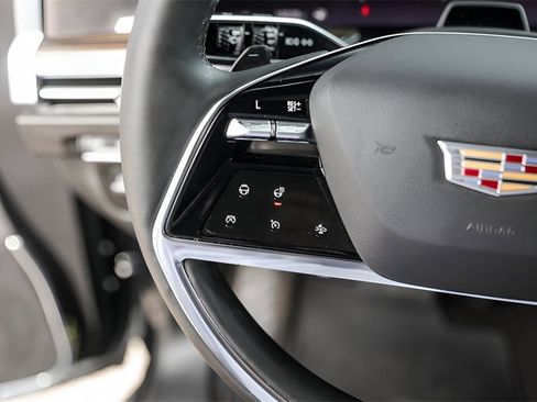 Certified 2025 Cadillac Escalade ESV Premium Luxury image 14