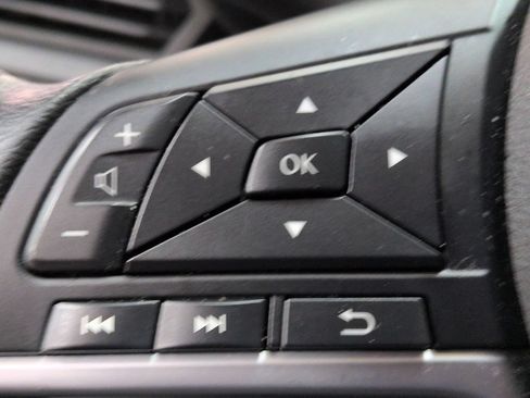 Used 2025 Nissan Altima 2.5 SV FWD image 18