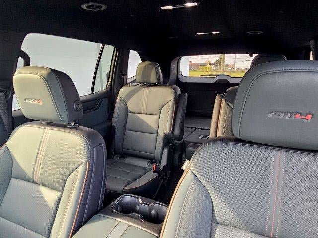 Used 2025 GMC Acadia AT4 w/ LPO, All-Weather Package AWD/4WD image 18
