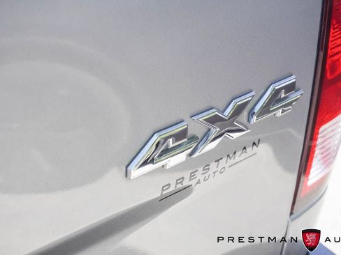 Used 2020 RAM 1500 Classic SLT AWD/4WD image 23