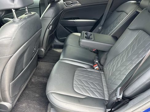 Used 2025 Kia Sportage X-Pro Prestige AWD/4WD image 16