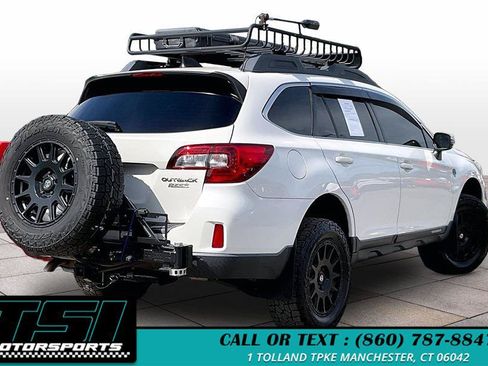 Used 2017 Subaru Outback 2.5i Limited AWD/4WD image 2