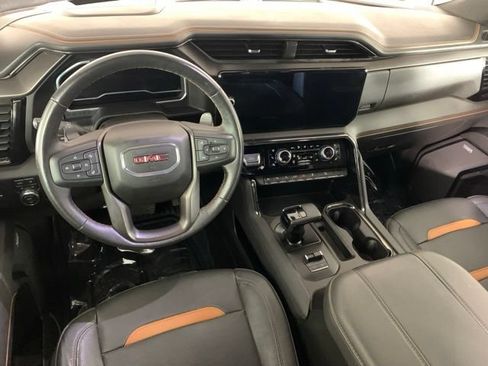 Used 2023 GMC Sierra 1500 AT4 w/ Technology Package AWD/4WD image 16