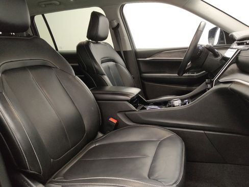 Used 2022 Jeep Grand Cherokee L Limited w/ Trailer Tow Group (B) image 21