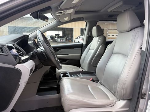 Used 2022 Honda Odyssey Touring image 10