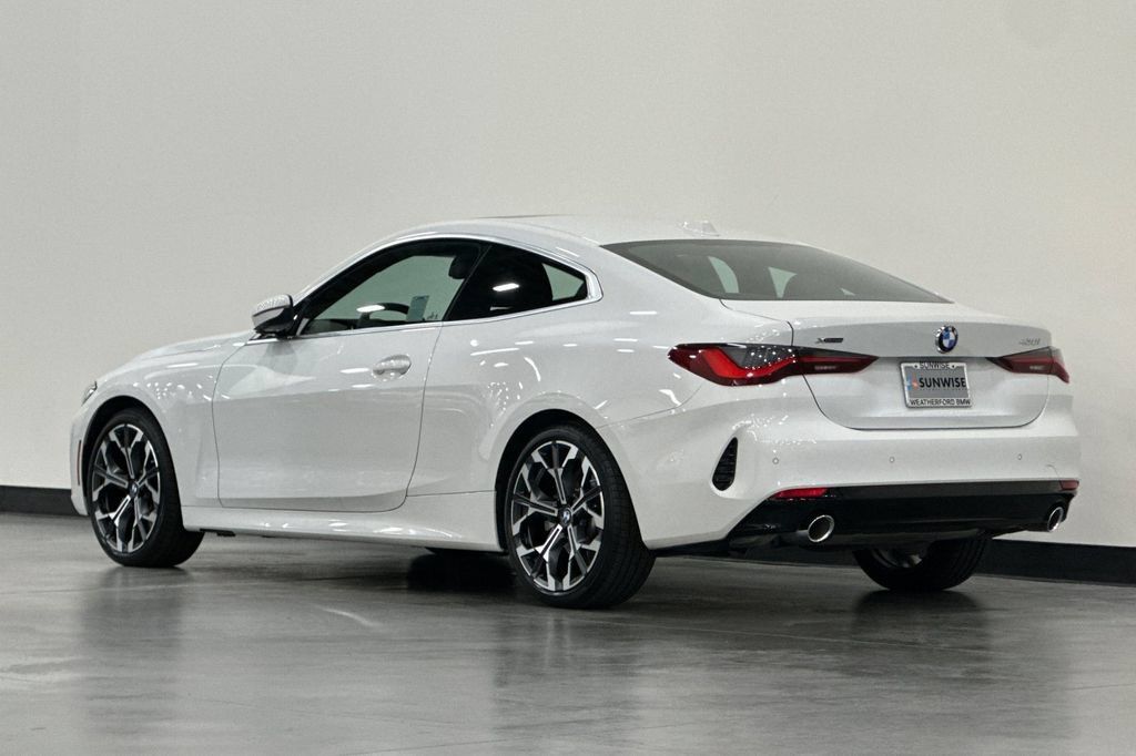 Used 2025 BMW 430i xDrive Coupe w/ Premium Package AWD/4WD image 6