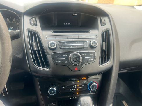 Used 2017 Ford Focus S FWD image 21