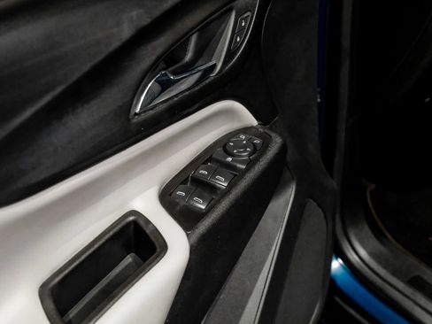 Used 2020 Chevrolet Equinox LT FWD image 46