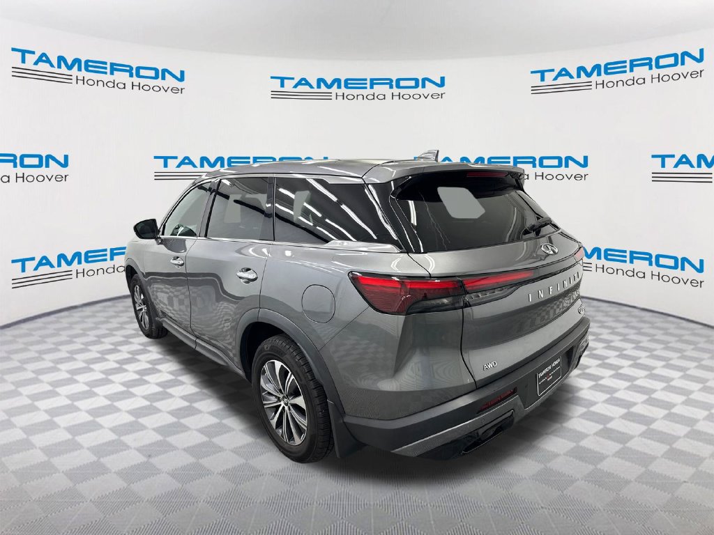 Used 2023 INFINITI QX60 Pure AWD/4WD image 3