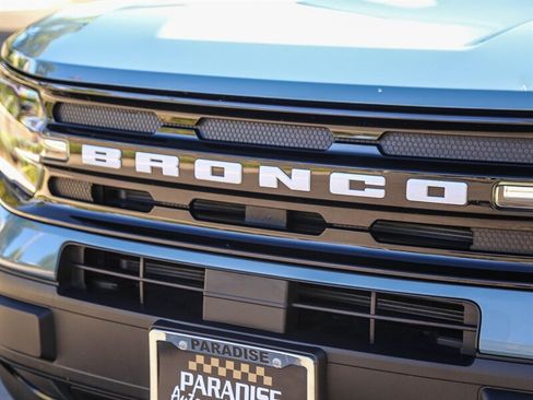 Used 2023 Ford Bronco Sport Outer Banks w/ Tech Package AWD/4WD image 11