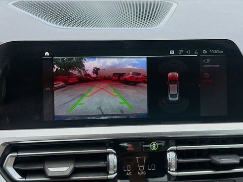 Used 2022 BMW 330i Sedan w/ Driving Assistance Package RWD image 14