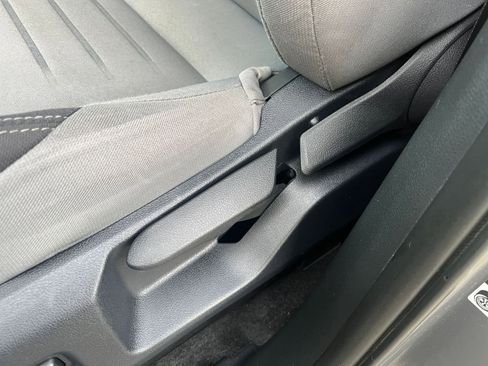 Used 2025 Toyota Tacoma TRD Off-Road image 23