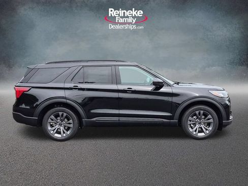 New 2026 Ford Explorer Active w/ Active Comfort Package AWD/4WD image 4