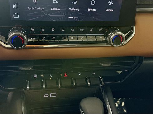 New 2026 GMC Canyon AT4 w/ Technology Plus Package image 11