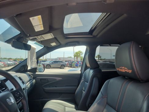 Used 2023 Honda Passport TrailSport image 22