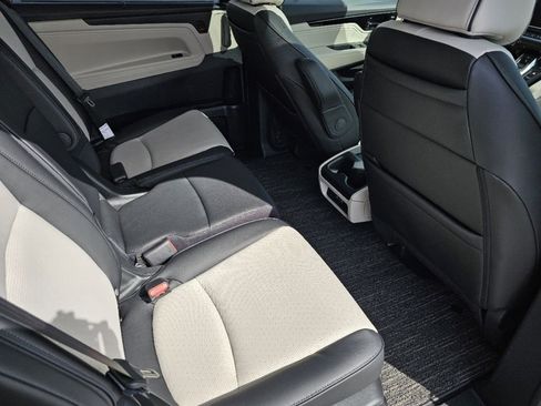 New 2026 Honda Odyssey Elite image 25
