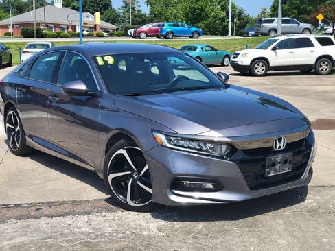 Used 2019 Honda Accord Sport image 31