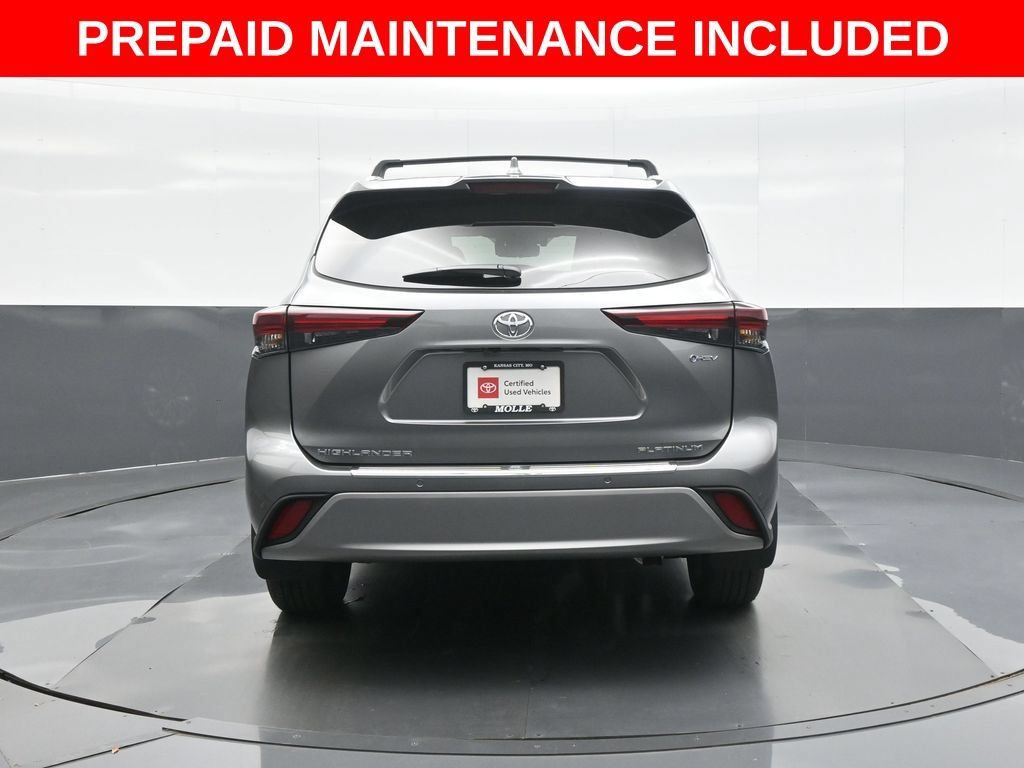 Certified 2026 Toyota Highlander Platinum AWD/4WD image 6