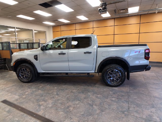 Used 2024 Ford Ranger XLT w/ Technology Package AWD/4WD image 4