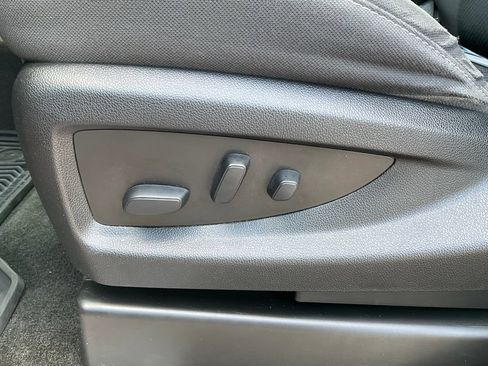 Used 2018 Chevrolet Silverado 1500 LT w/ All Star Edition AWD/4WD image 19