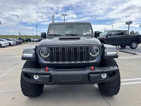 New 2026 Jeep Wrangler Unlimited Rubicon image 2