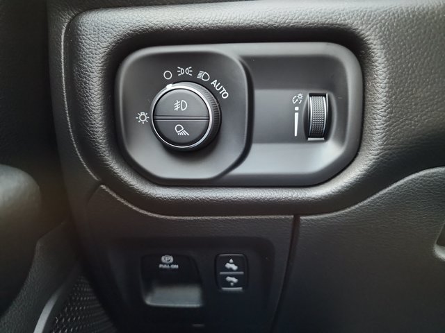 Used 2022 RAM 1500 Big Horn RWD image 21