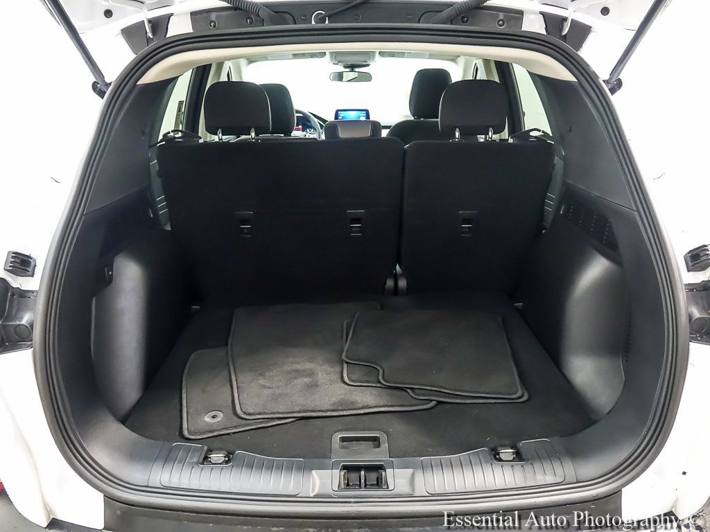 Used 2022 Ford Escape SE w/ Cold Weather Package AWD/4WD image 21