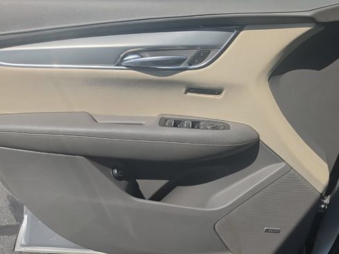Used 2020 Cadillac XT5 Premium Luxury AWD/4WD image 24