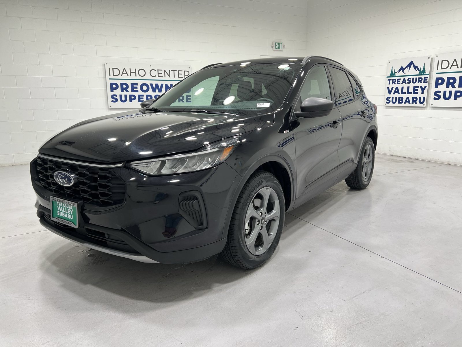 Used 2025 Ford Escape ST-Line AWD/4WD image 4