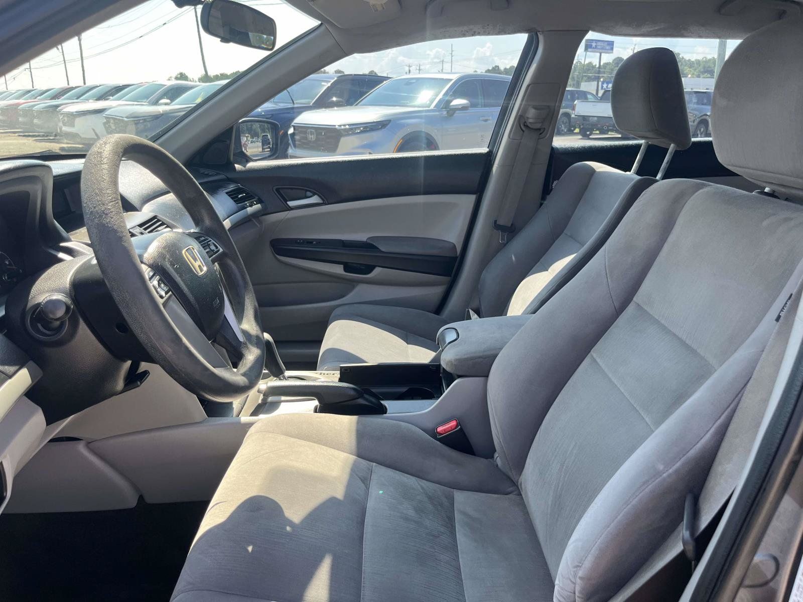 Used 2011 Honda Accord LX-P image 13