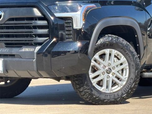 Used 2022 Toyota Tundra SR5 image 2