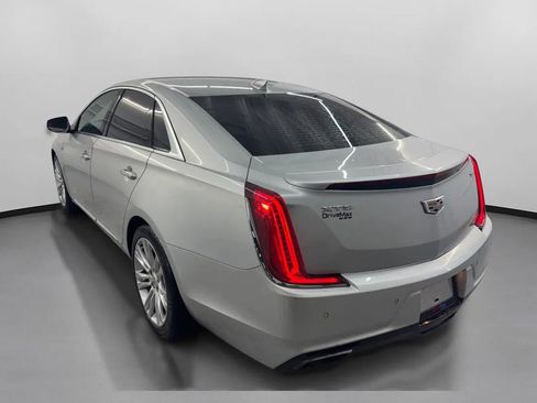 Used 2019 Cadillac XTS Luxury image 7