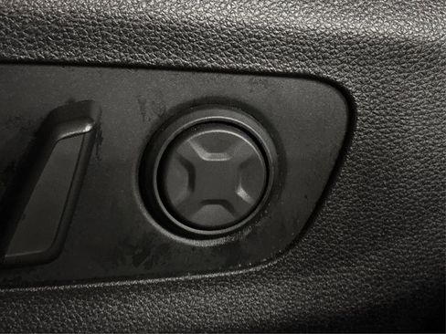 Certified 2024 Kia Carnival SX Prestige image 23