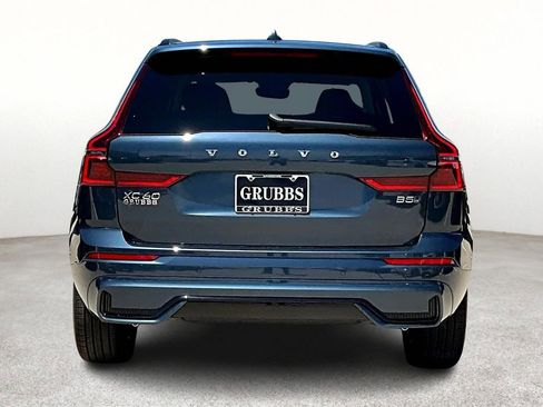 New 2026 Volvo XC60 B5 Core w/ Climate Package image 6