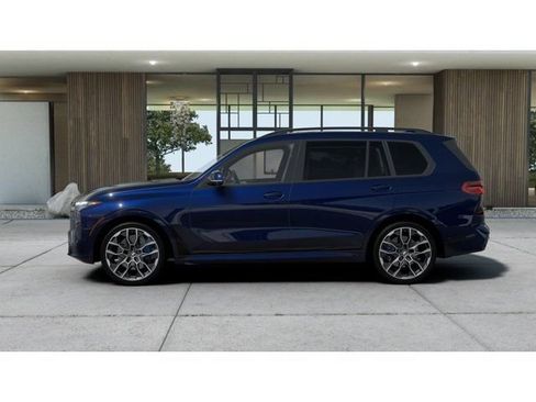 New 2027 BMW X7 xDrive40i w/ Executive Package AWD/4WD image 4