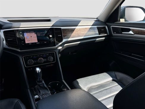 Used 2019 Volkswagen Atlas SEL Premium AWD/4WD image 25