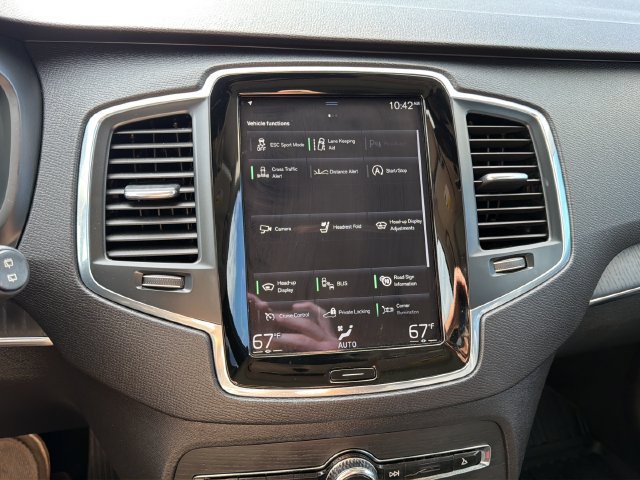 Used 2020 Volvo XC90 T5 Momentum FWD image 27