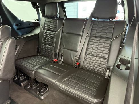 Used 2023 Cadillac Escalade Sport Platinum w/ Heavy-Duty Trailer Package AWD/4WD image 65