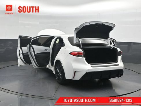 Used 2023 Toyota Corolla SE FWD image 53