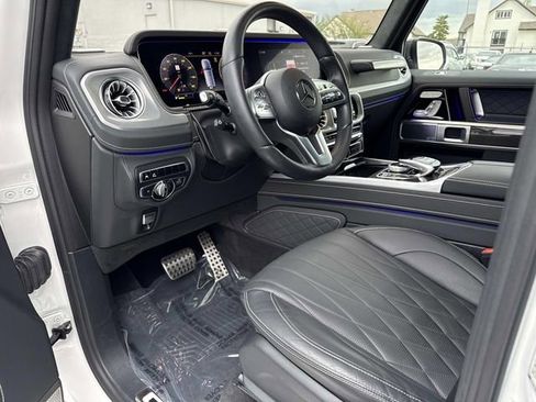Used 2022 Mercedes-Benz G 550 image 11