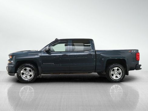 Used 2018 Chevrolet Silverado 1500 LT w/ All Star Edition AWD/4WD image 2