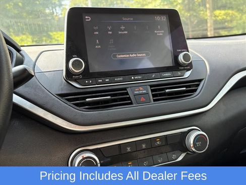 Used 2021 Nissan Altima 2.5 SV FWD image 12