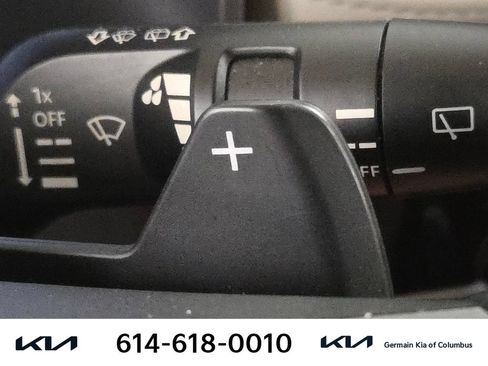 Used 2023 Nissan Rogue SV AWD/4WD image 30