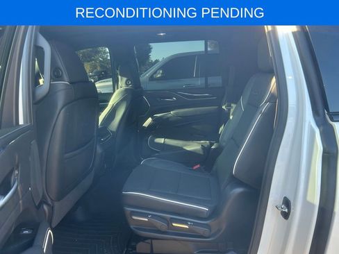 Used 2023 Cadillac Escalade ESV Sport w/ Touring Package AWD/4WD image 9
