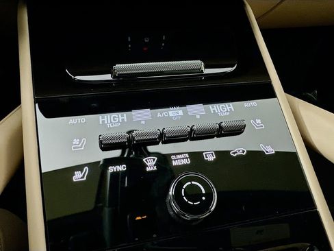 Used 2026 Porsche Cayenne image 23