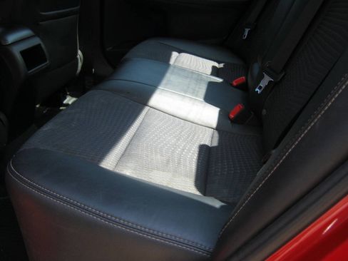 Used 2014 Toyota Camry SE w/ Moonroof Package FWD image 10