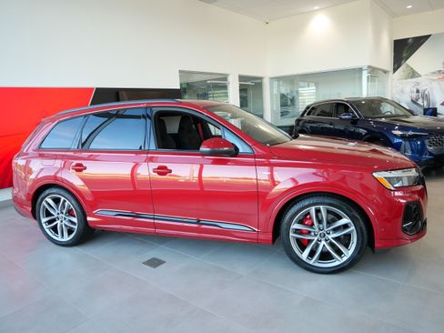 New 2026 Audi Q7 3.0T Prestige AWD/4WD image 2