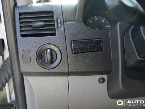 Used 2014 Mercedes-Benz Sprinter 2500 image 13